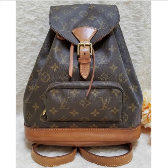 Louis Vuitton Handbags - Authentic Louis Vuitton Montsouris MM backpack